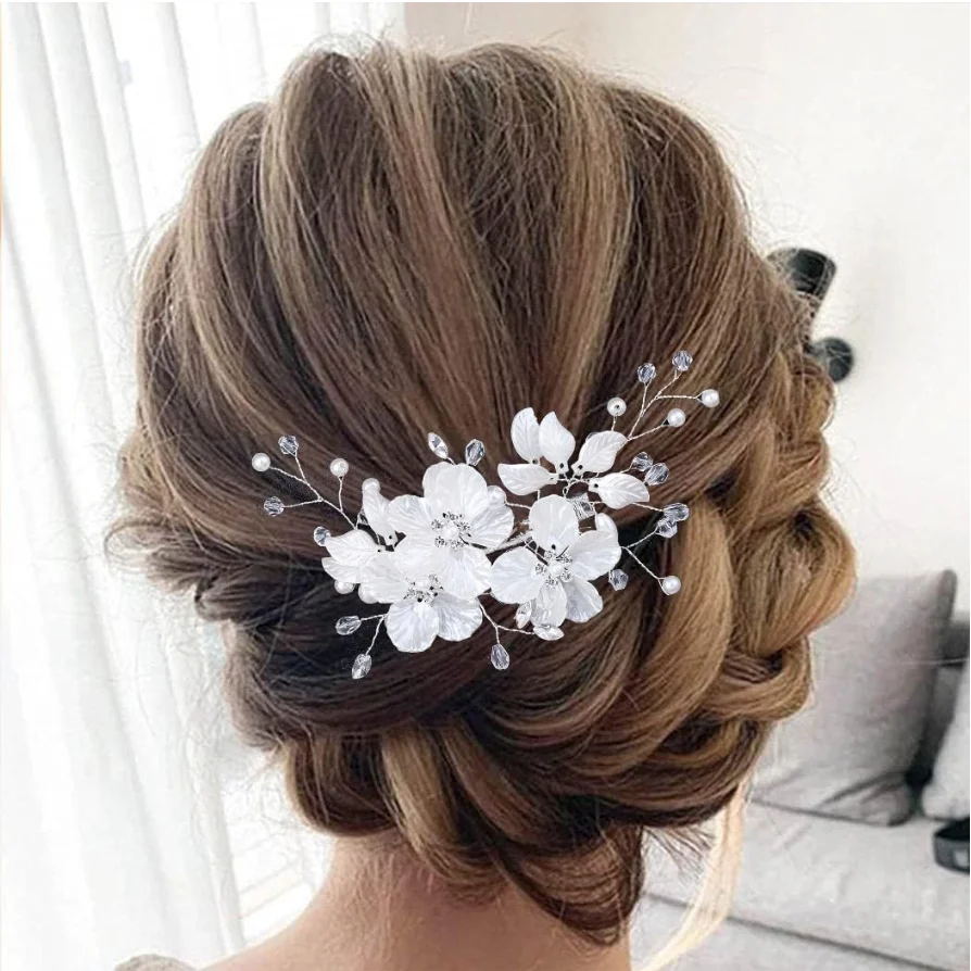 accessoire de mariage broche floral argenté